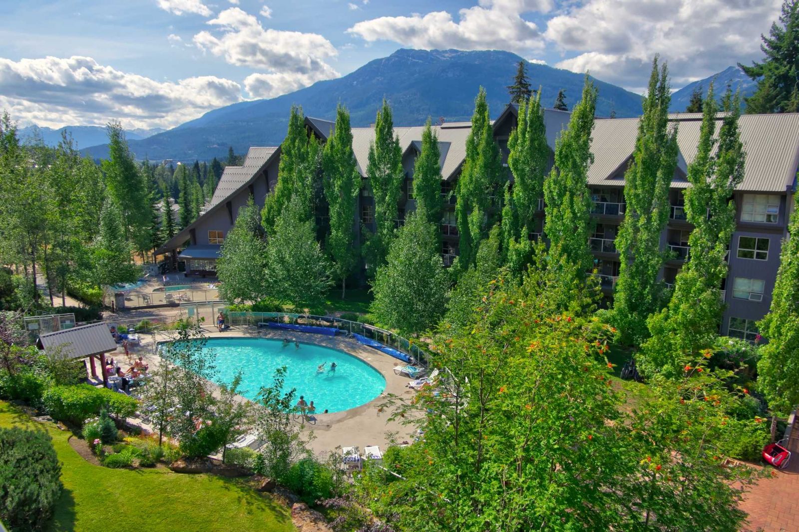 Aspens Lodge pool