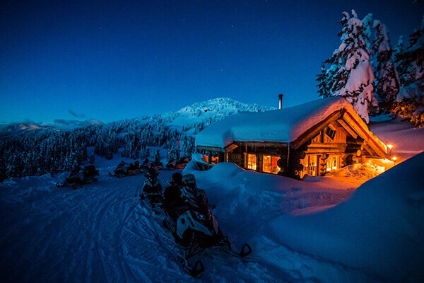 Snowmobile tour to the Sproatt Cabin
