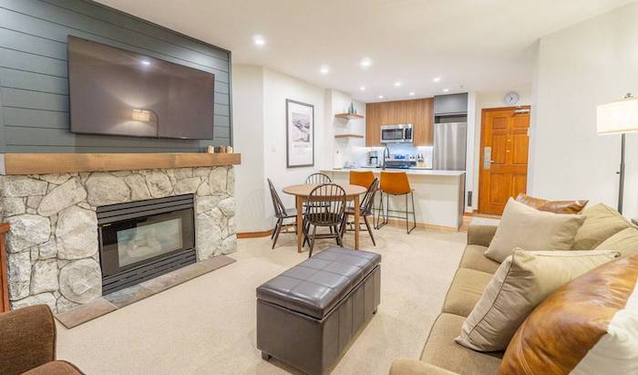 Beautiful renovation at Aspens 218