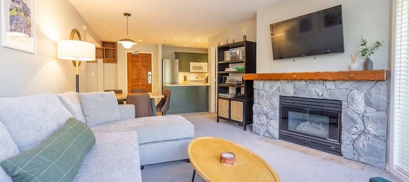 Cozy Blackcomb Peaks condo rental