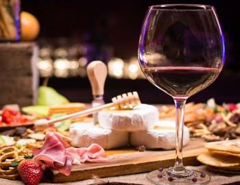  WHISTLER DINING SPECIALS - SPRING 2018