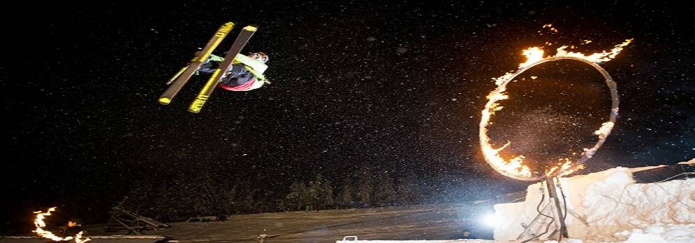 The legendary Fire & Ice show in Skier's Plaza at the base of Whistler Mountain takes place every Sunday through the winter season.